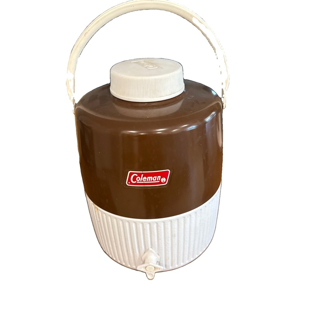Vintage The Versatile Coleman Cooler 5501B710 Brown W/Spout Camping 1 Gal Clean